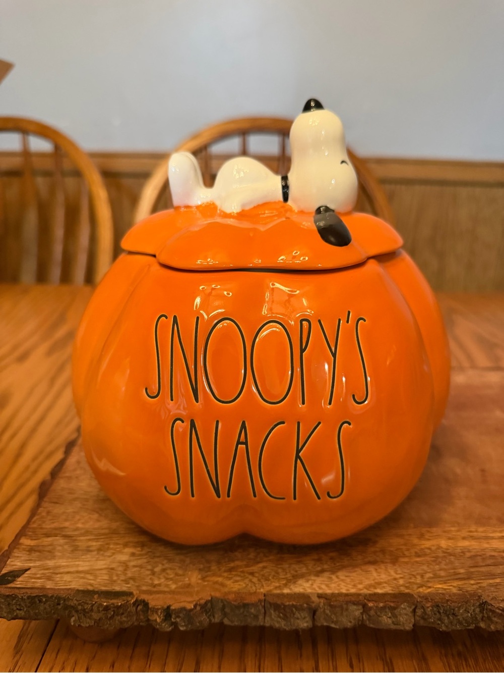 Rae Dunn x Peanuts Snoopy’s Snacks  Halloween Pumpkin Cookie Jar🐶Treats